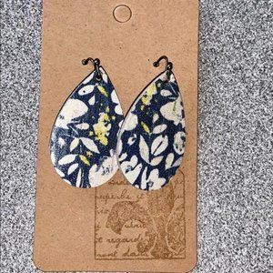 Salvia: cork floral print earrings
